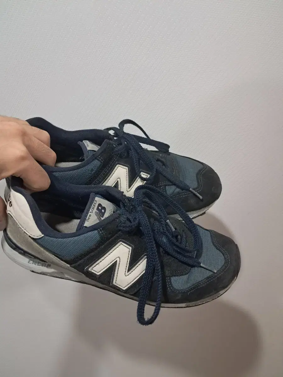 (Rare item) New Balance 574 Navy 275