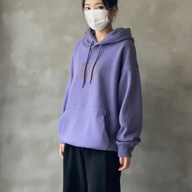 [스컬프터] Retro Outline Hoodie Grape