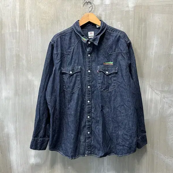 Levi's MARTON denim shirt/men's big size(110)/ST148/new