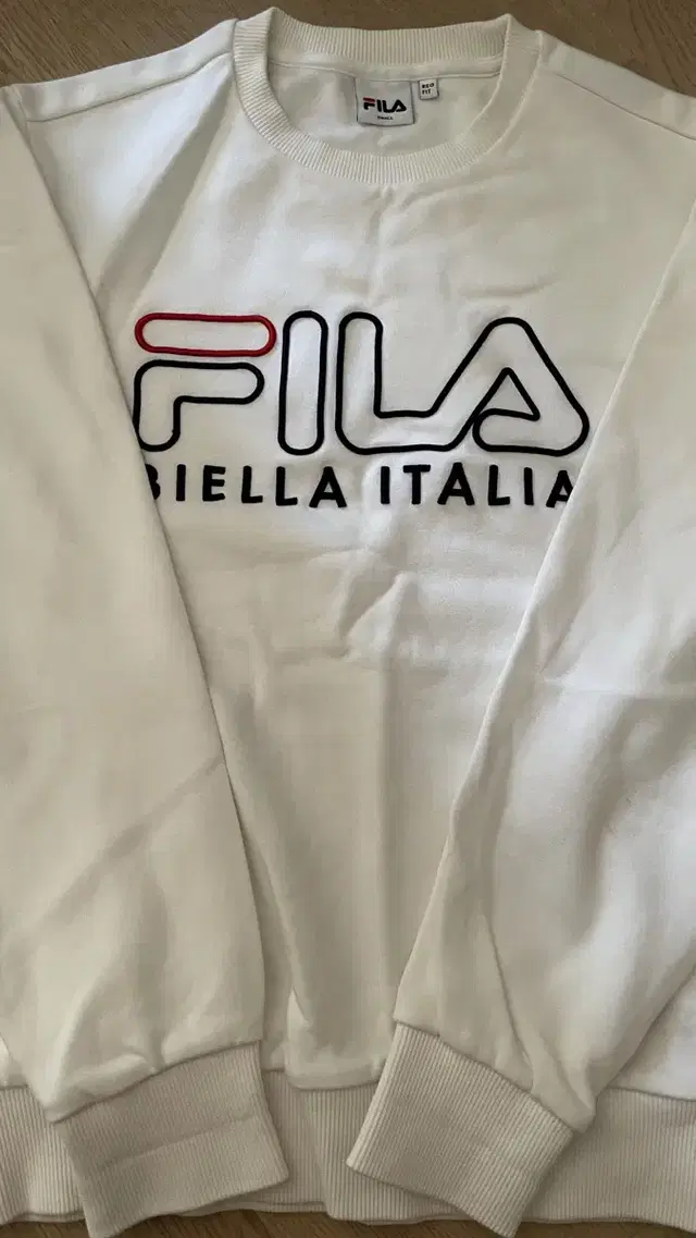 FILA 휠라 맨투맨 S