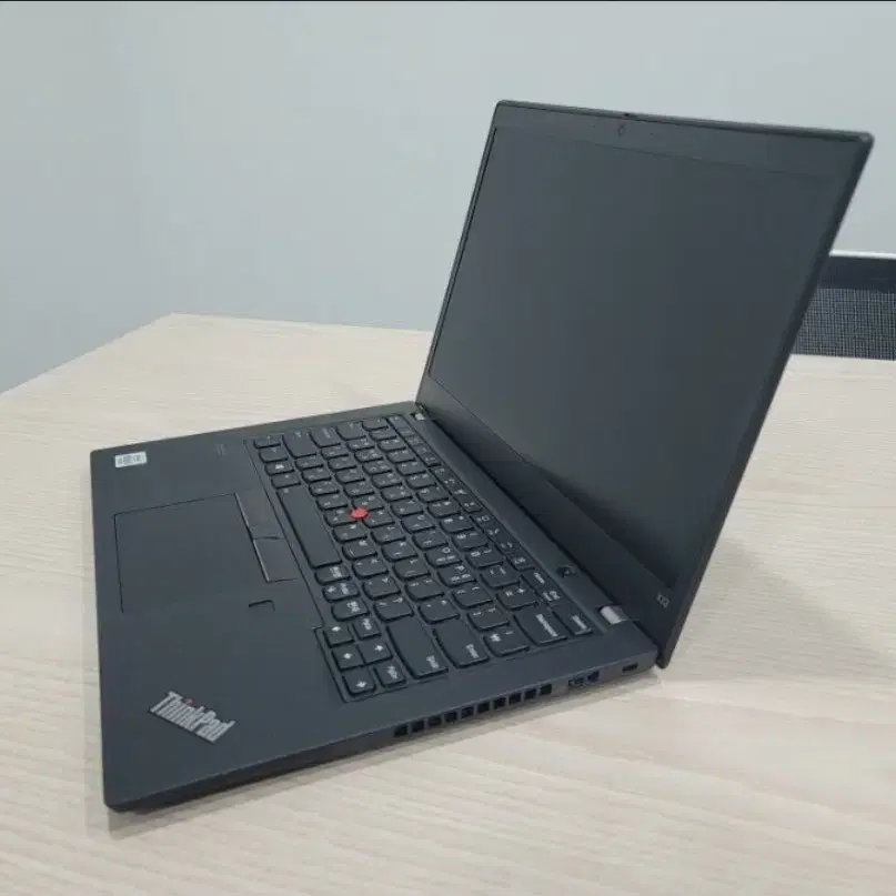 레노버 X13 ThinkPad 노트북