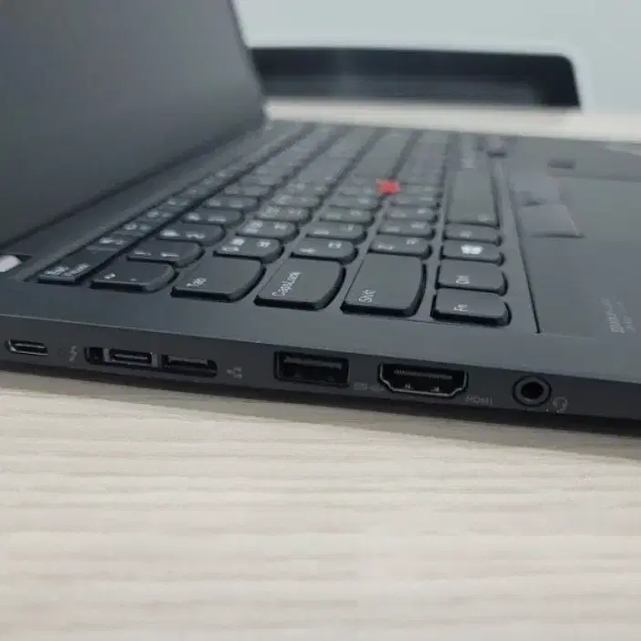 레노버 X13 ThinkPad 노트북