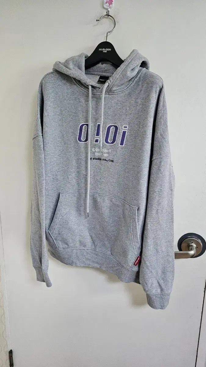 OIOI Hooded Zip-Up Unisex J294