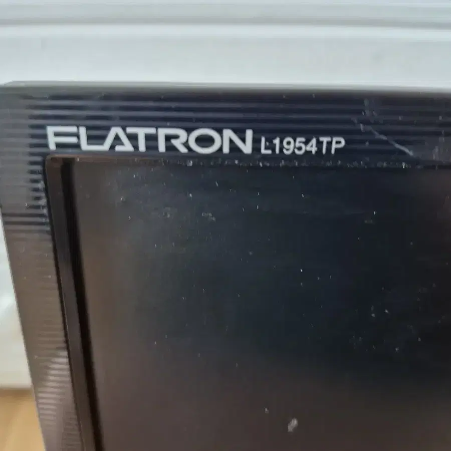 LG FLATRON L1984TP 컴퓨터 모니터 본체 (고장) (부품용)