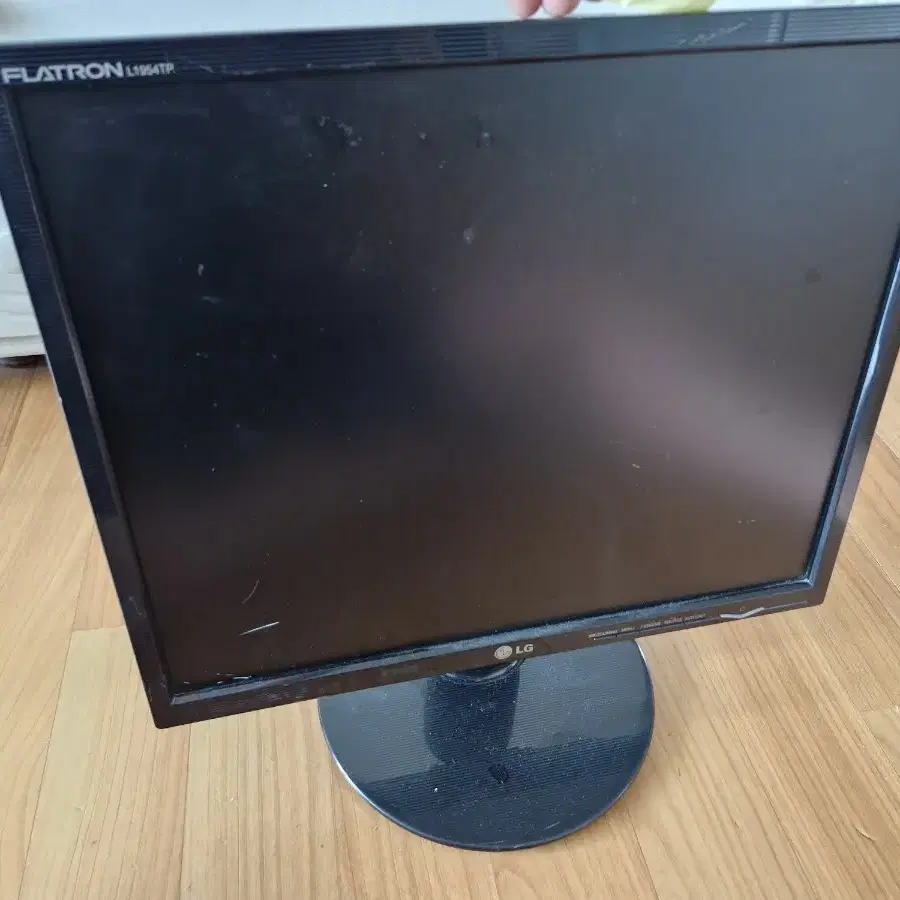 LG FLATRON L1984TP 컴퓨터 모니터 본체 (고장) (부품용)