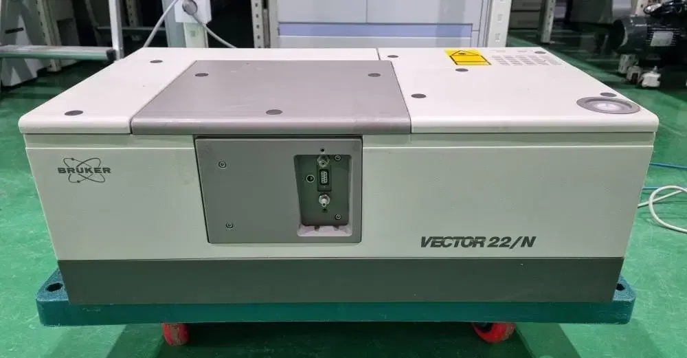 BRUKER Vector 22/N  분광계