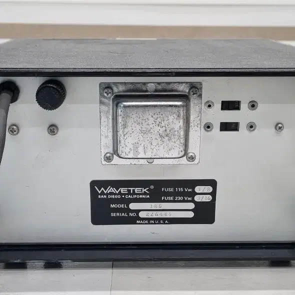 WAVETEK 5MHz Phaselock Generator 186