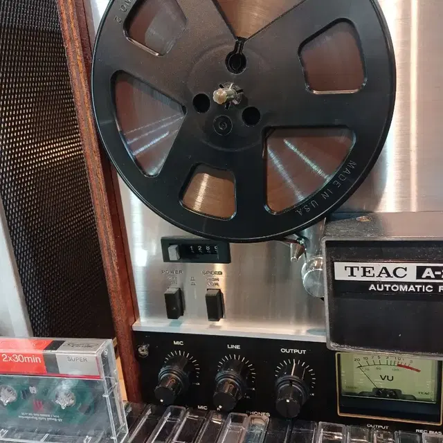 TEAC A-2300SR