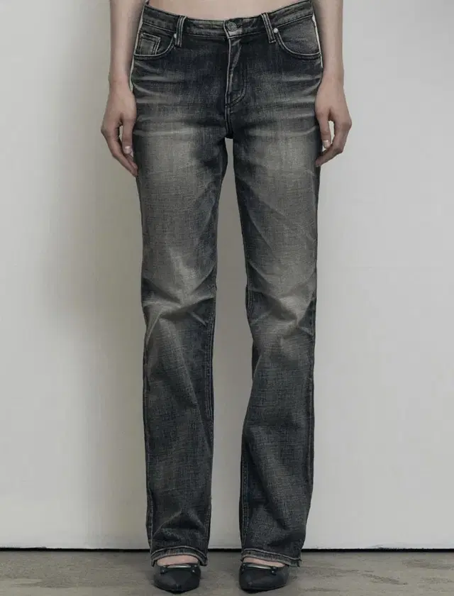 보헤미안서울 CRUMPLED WASHING DENIM PANTS