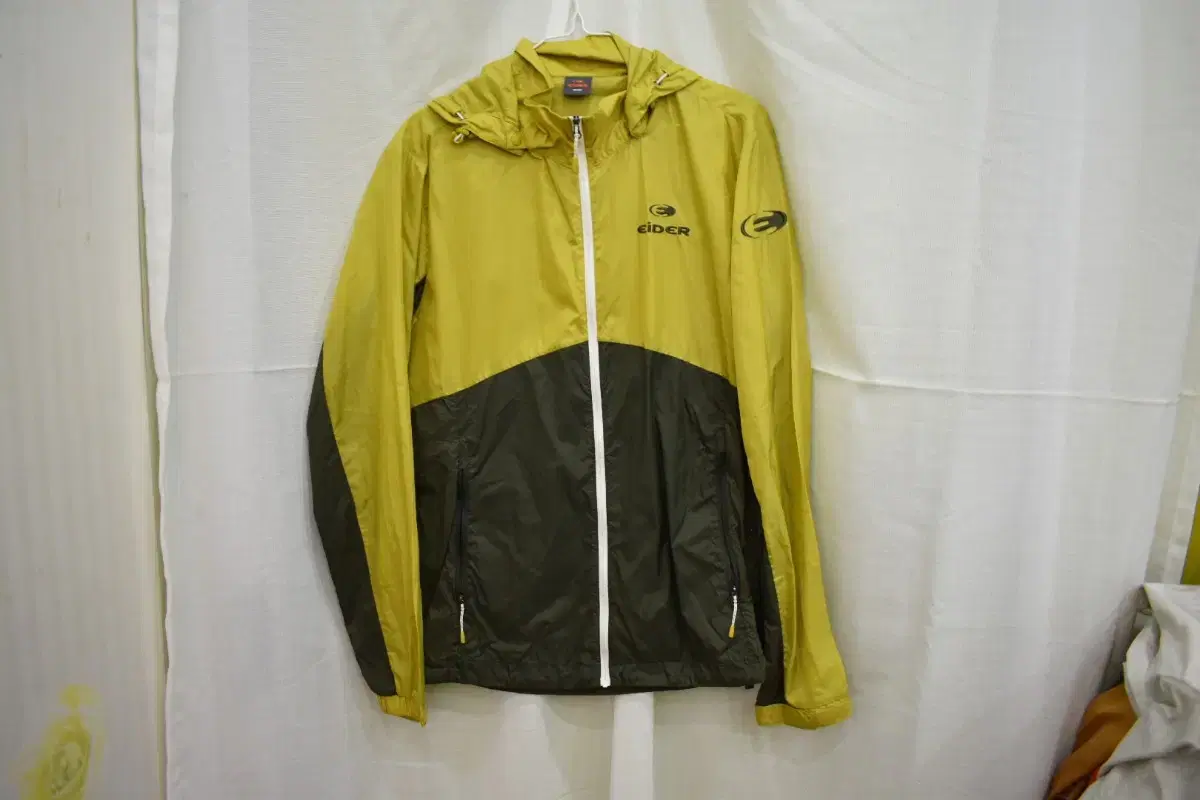 Eider Men's Windbreaker 100