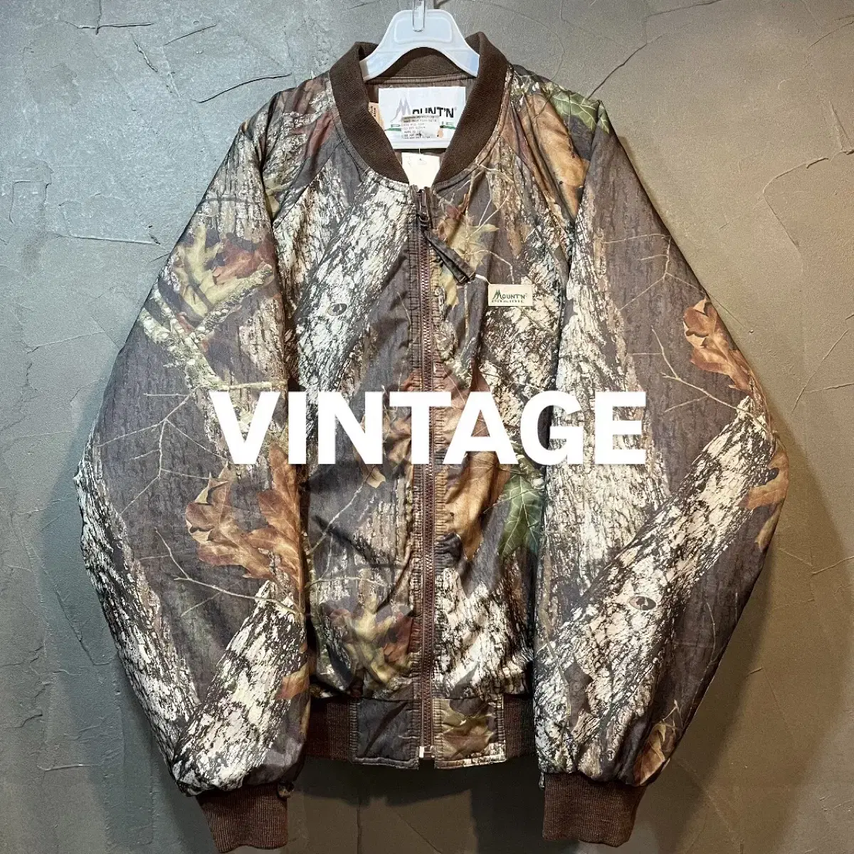 [L] VINTAGE Vintage Realtree Jumper