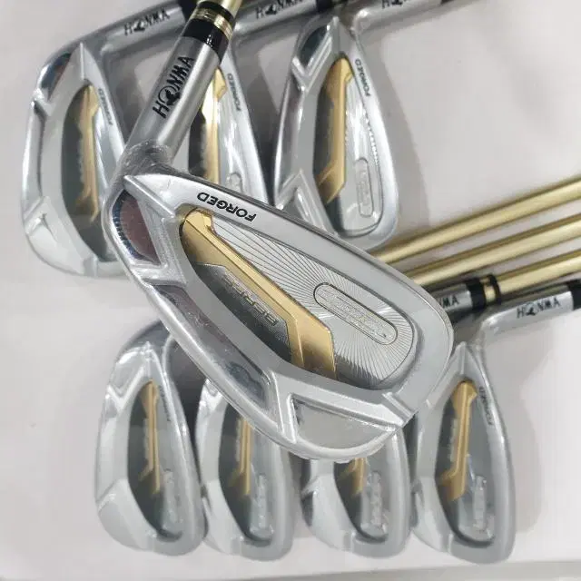 혼마 HONMA NEW 베레스 6~S 8i 2스타 아이언 47 R강...