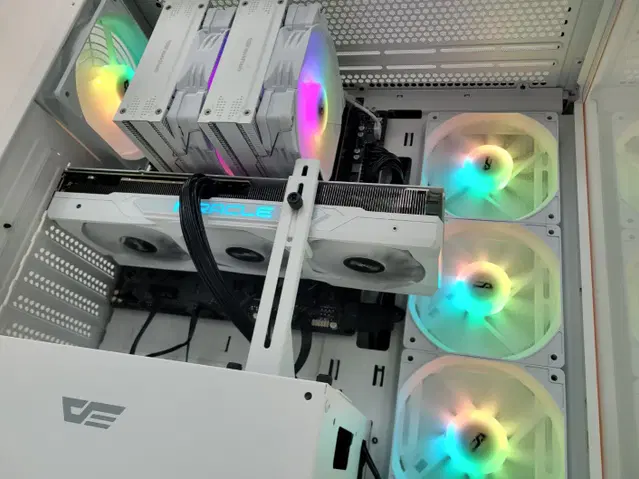 (새제품)7800X3D/4070Ti수퍼/램32/1TB/게임풀옵 PC본체데