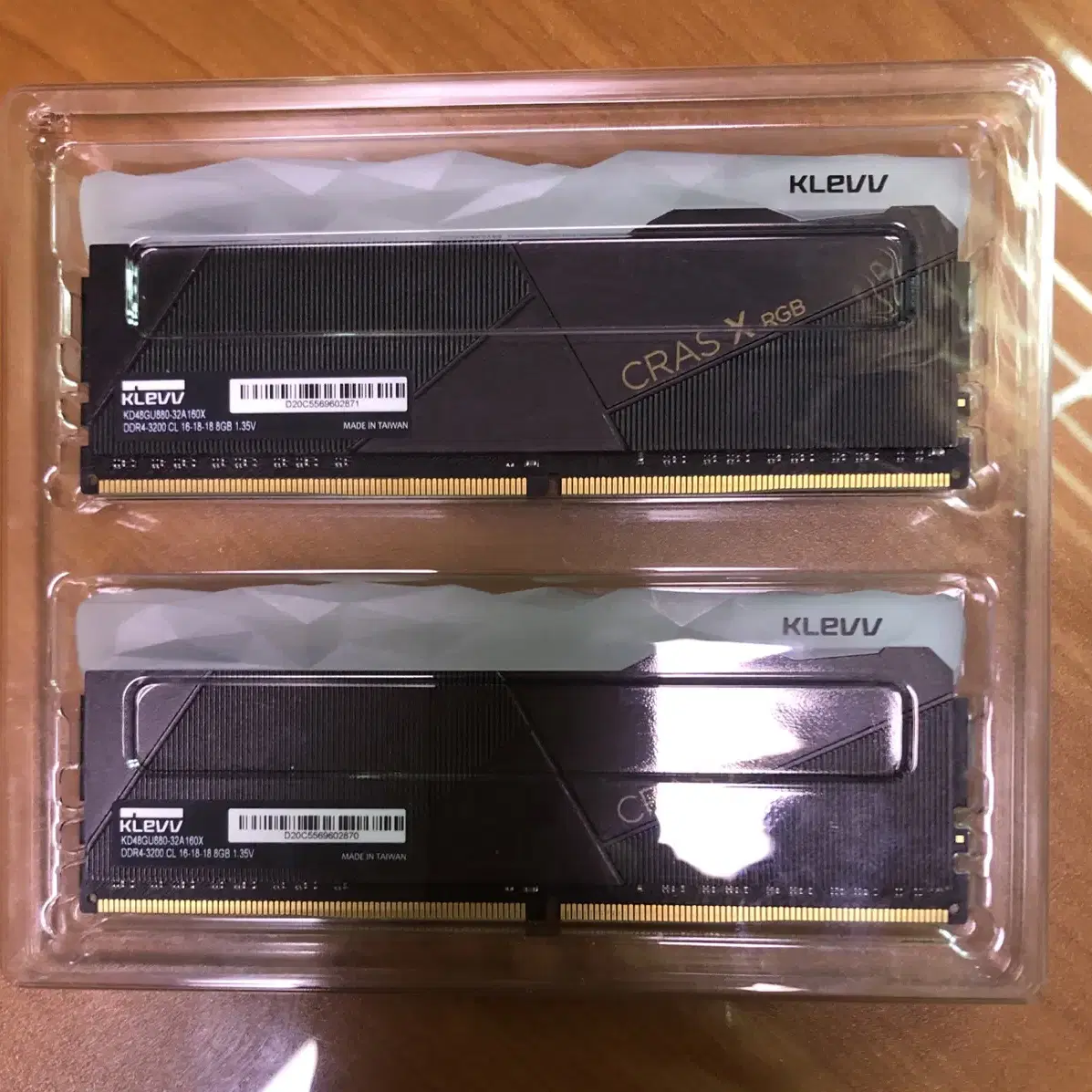 [메모리] DDR4-3200 RGB 패키지 16GB(8Gx2). 노트북메