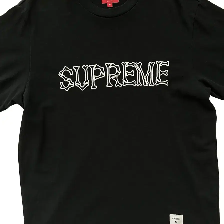 Supreme Bones 티셔츠