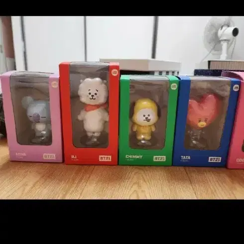 BT21 피규어