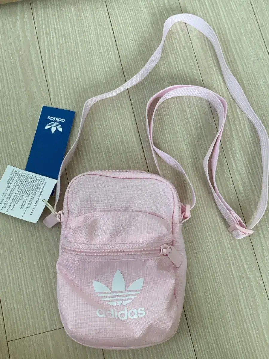 아디다스 ADICOLOR CLASSIC FESTIVAL BAG pink