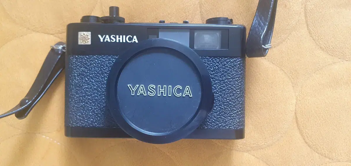 Yashica cc