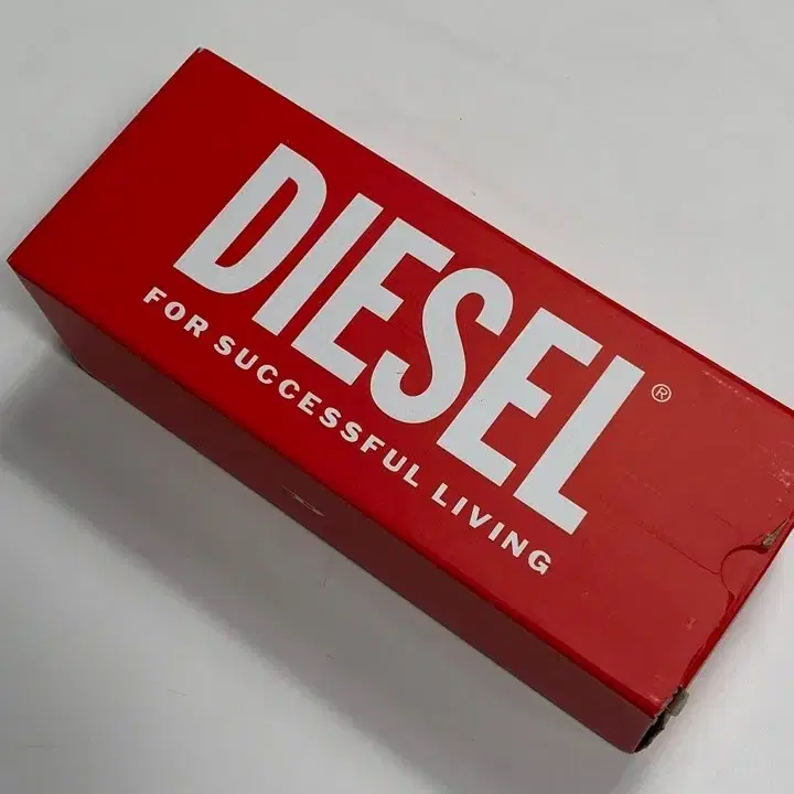 DIESEL 디젤 2023 컬렉션 SA-MAYEMI 슬리퍼