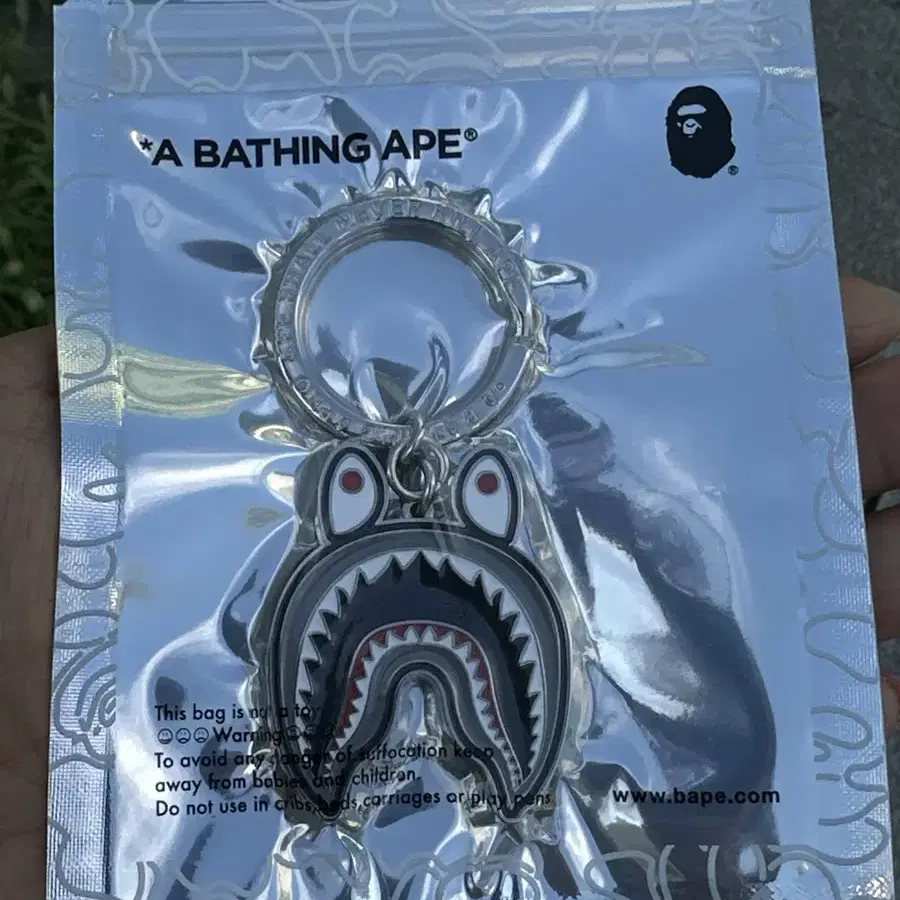 Bape 베이프 키링 샤크 새제품