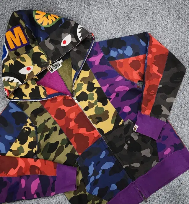 베이프 Bape 크레이지 믹스 샤크 후드집업 M