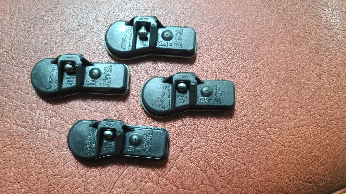 올뉴카니발 TPMS 공기압센서 중고한대분 4개 52933-B2100