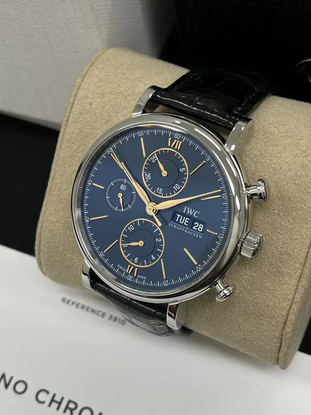 IWC 포트토피노 크로노그래프 42mm 청판 블루다이얼 검정가죽 판매합니