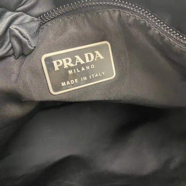 PRADA / 빈티지 프라다 삼각로고 포코노 블랙 나일론 토트백