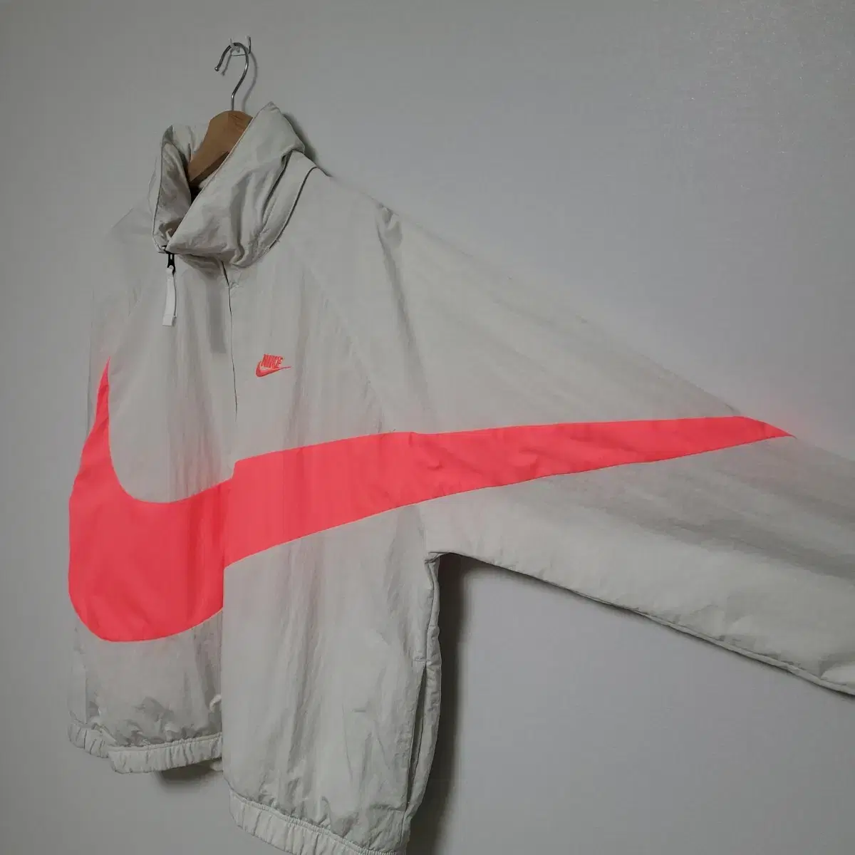 (M) NIKE 나이키 빅스우시 화이트 핑크 아노락 바람막이 자켓