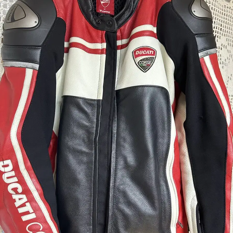 Ducati Corse C2 Leather Jacket 50 사이즈 가죽