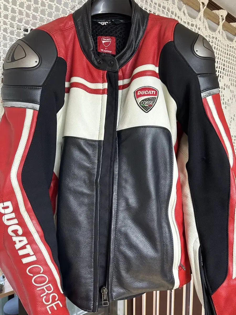 Ducati Corse C2 Leather Jacket 50 사이즈 가죽