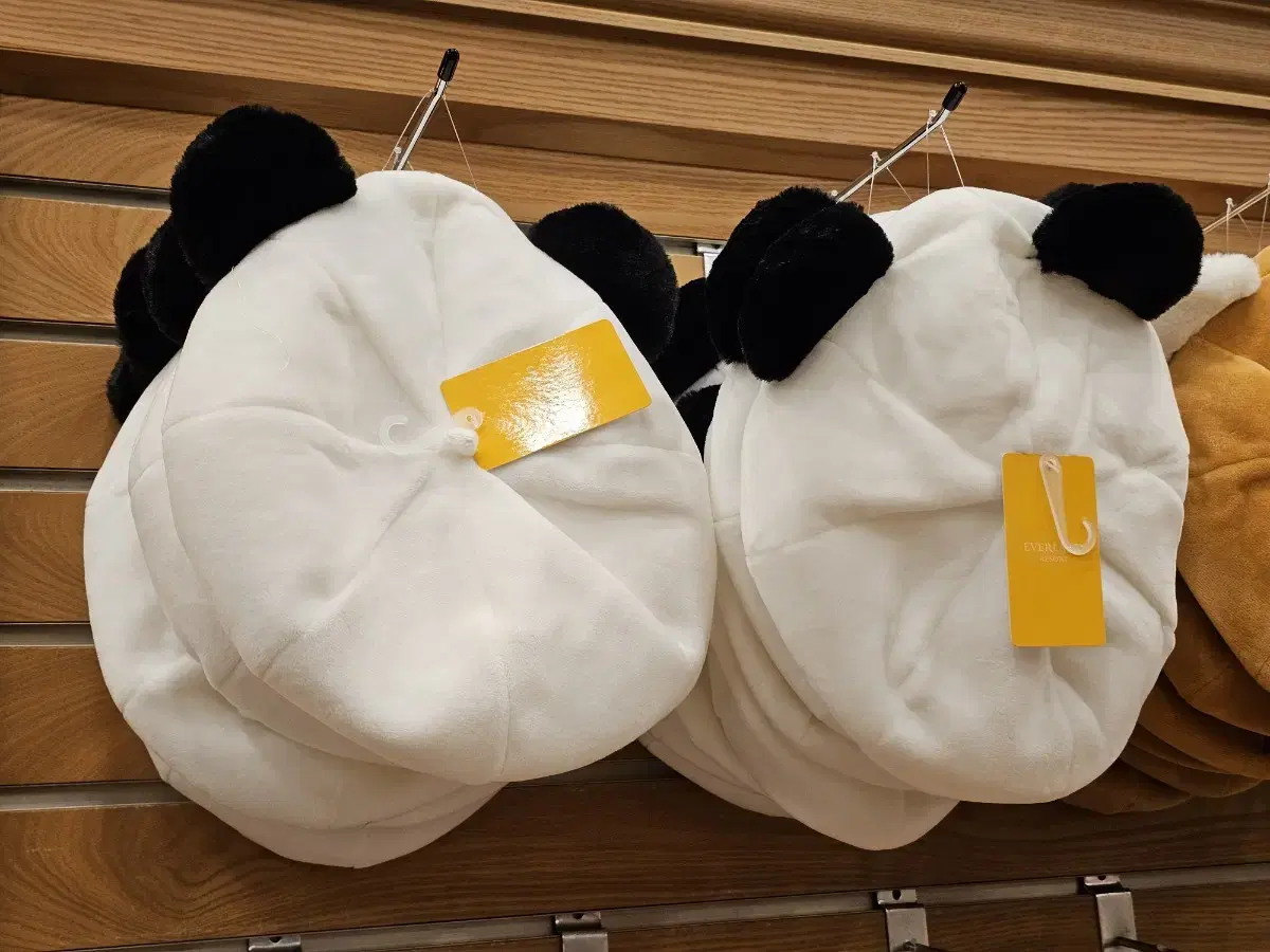 Full Price) Panda Beret Animal Hat Panda Rabbit