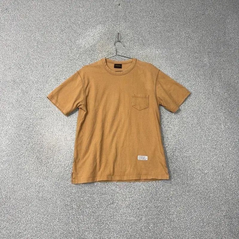 Uniformbridge Camel Pocket Short Sleeve Tee M