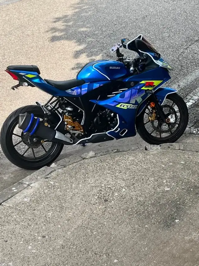 스즈키 Gsxr125 써론 탈라리아 대차봄