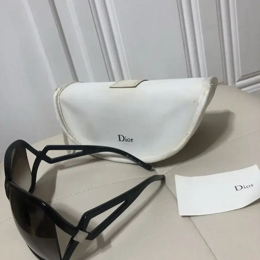 크리스챤 디올 선글라스  Christian Dior 블랙 선글라스