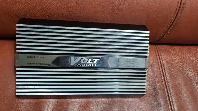 VOLT 7100 250W.2 채널앰프 [정상작동제품임]