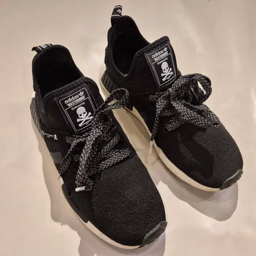 260>아디다스x마스터마인드 NMD XR1