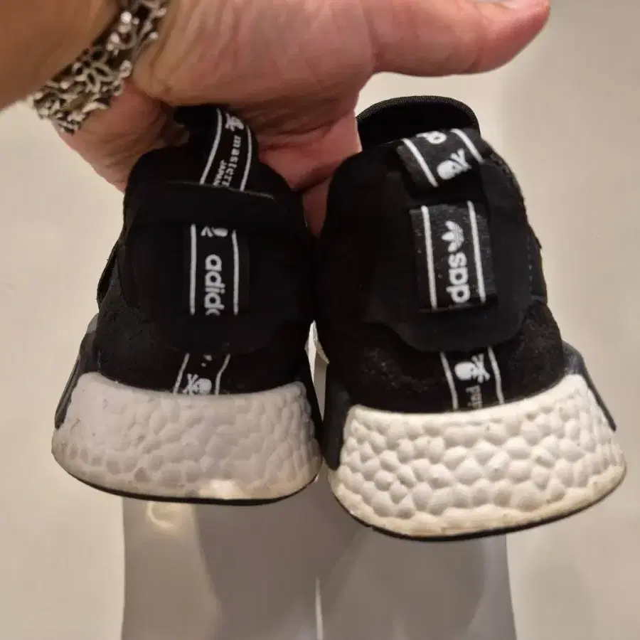 260>아디다스x마스터마인드 NMD XR1