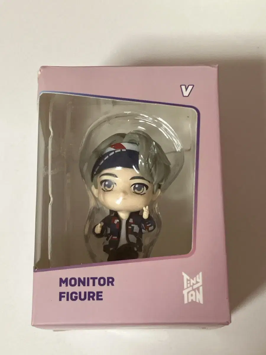 bangtan monitor figure / v more please