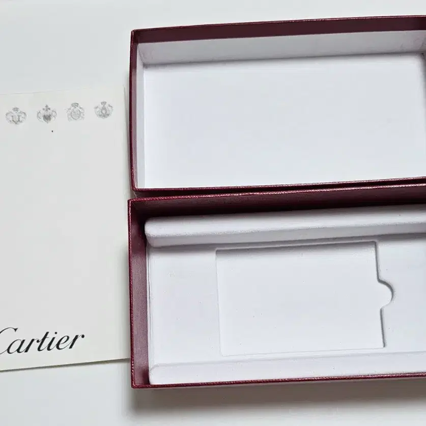 정품 까르띠에 Cartier 케이스와 정품 인보이스카드 케이스