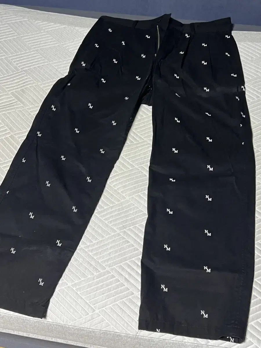 NM PATTERN PANTS - BLACK