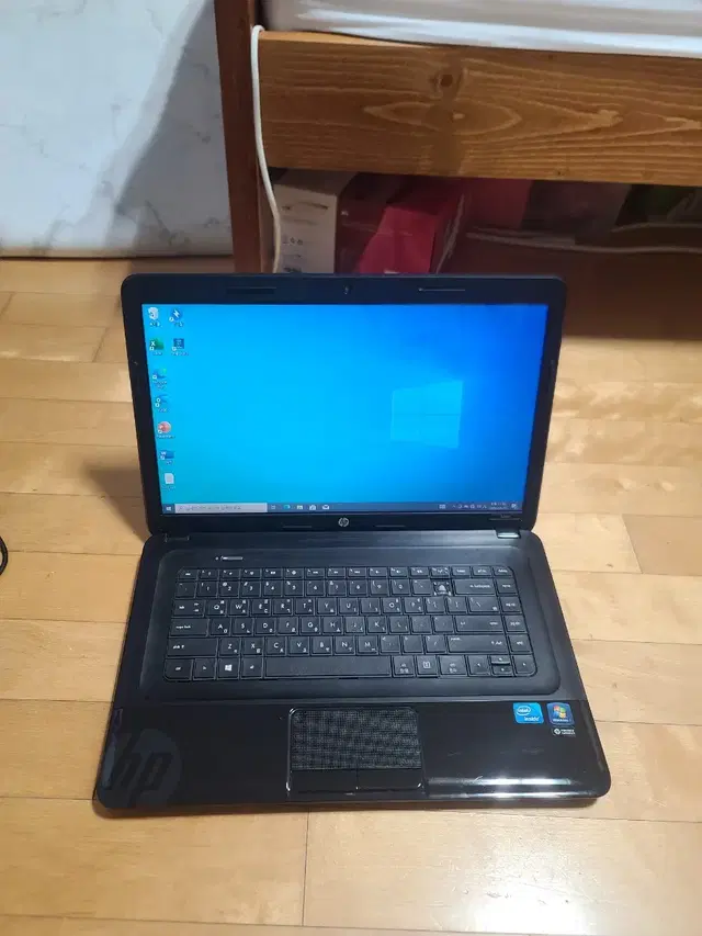 HP 2000 노트북 팝니다