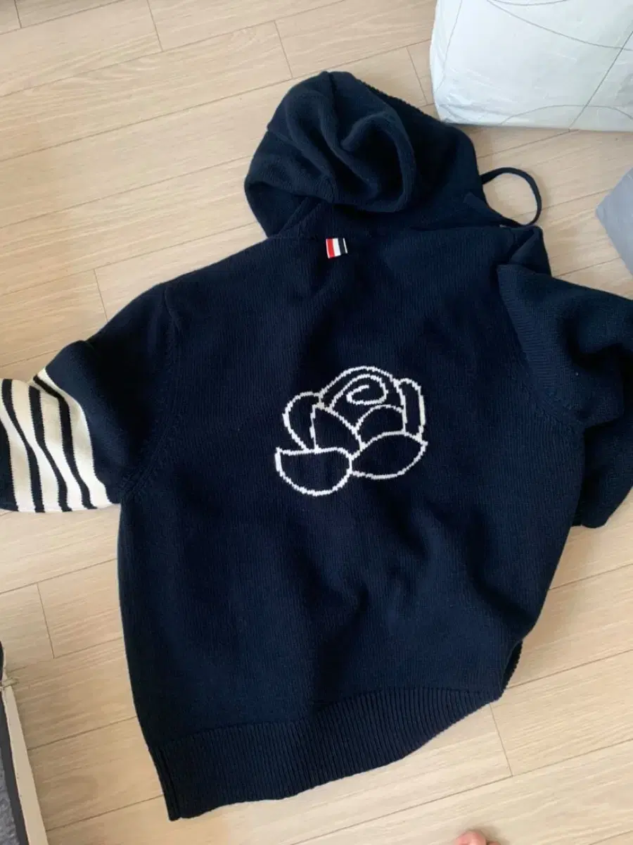 Thom Browne Rose ikon Hooded Up