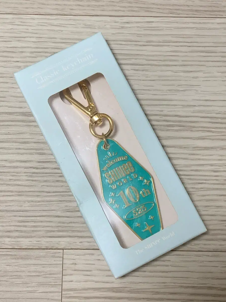 SHINee 10th Anniversary keyring unsealed