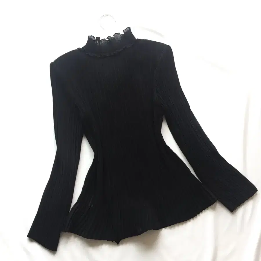 [SALE] Gothic Pleats ruffle cardigan