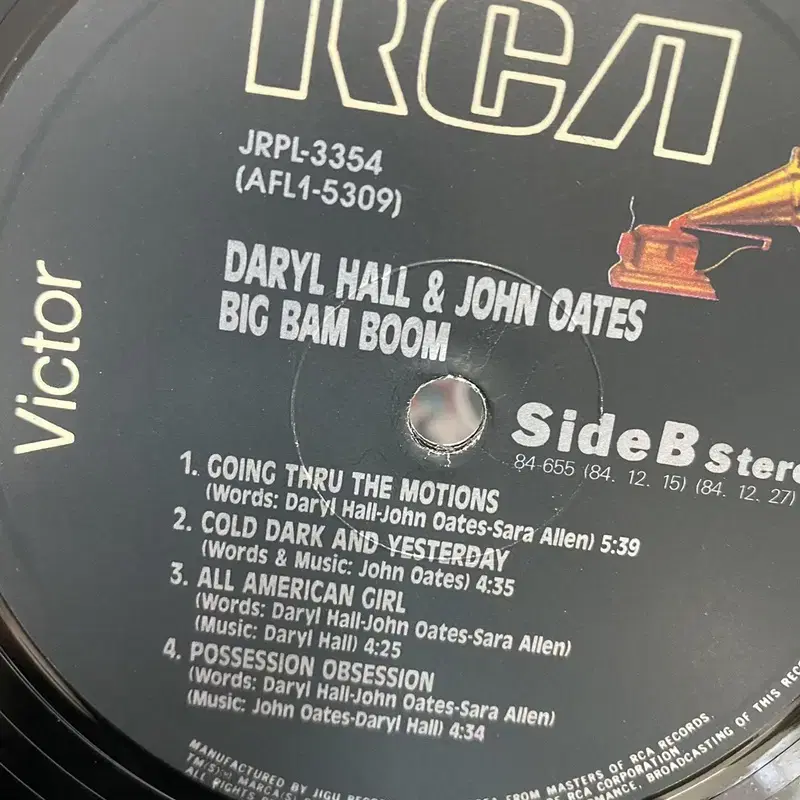 DARYL HALL AND JOHN OATES LP / C803