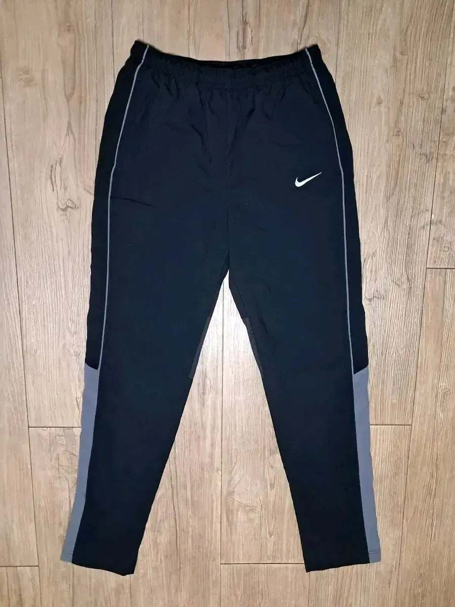 Nike Woven Pants Training Pants 78 (30 inches)