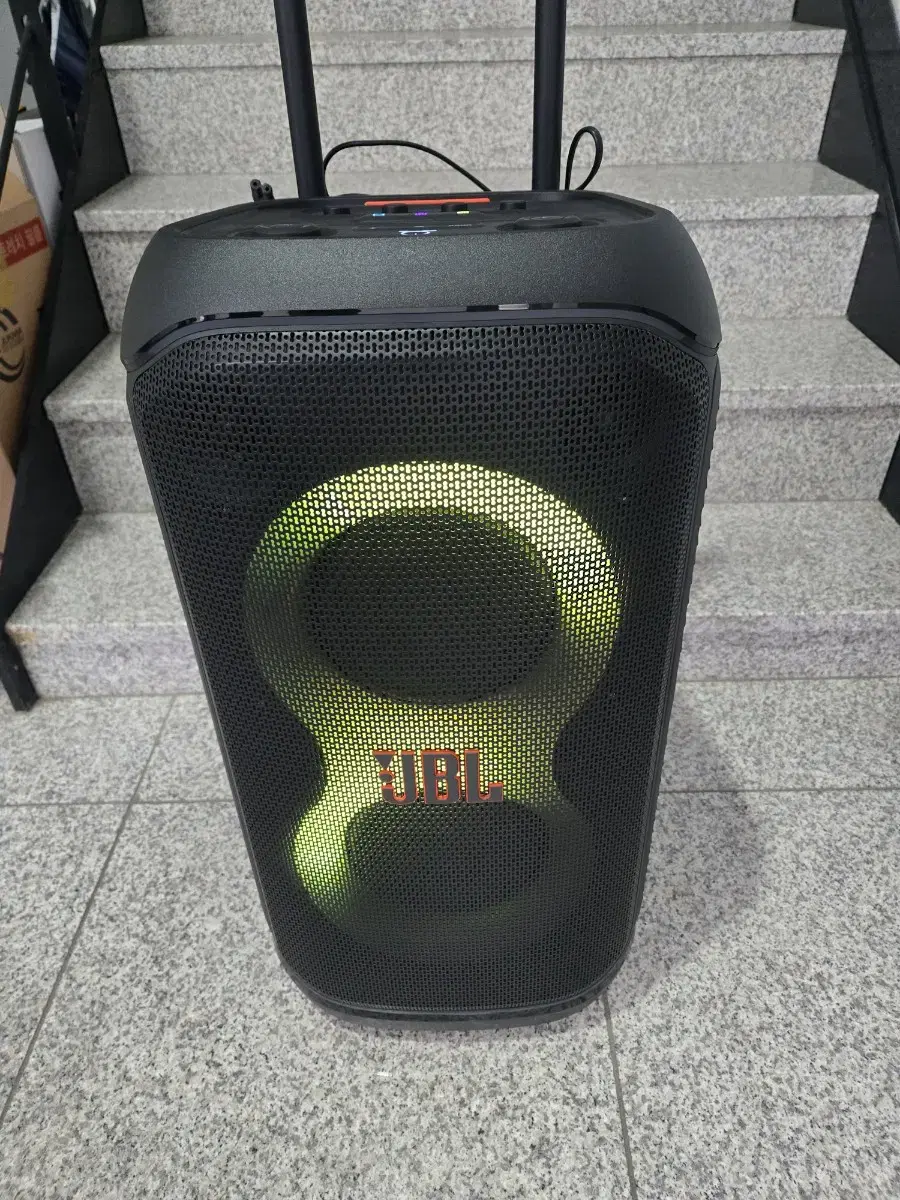 JBL 파티박스 320