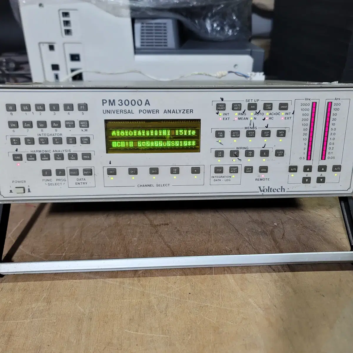 Voltech PM3000A Power Analyzer 전력분석기