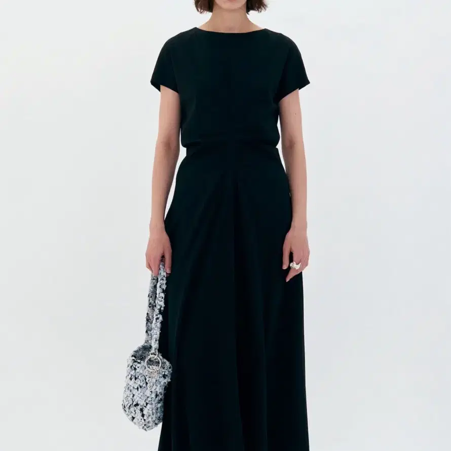 로우클래식 SEAMLESS LONG DRESS - BLACk